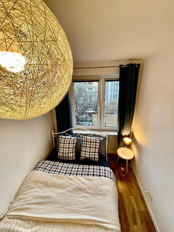 Ferienwohnung Decor 2 Metro Fast Wifi 55'Tv Netflix Hbo Cozy Warschau Exterior foto